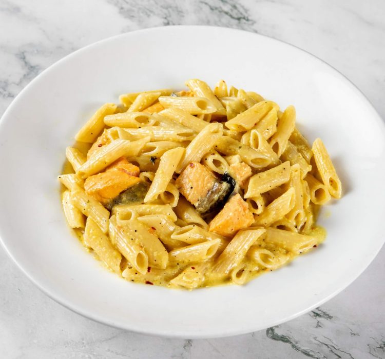 TopazKitchen_SalmonPasta_2880x2304